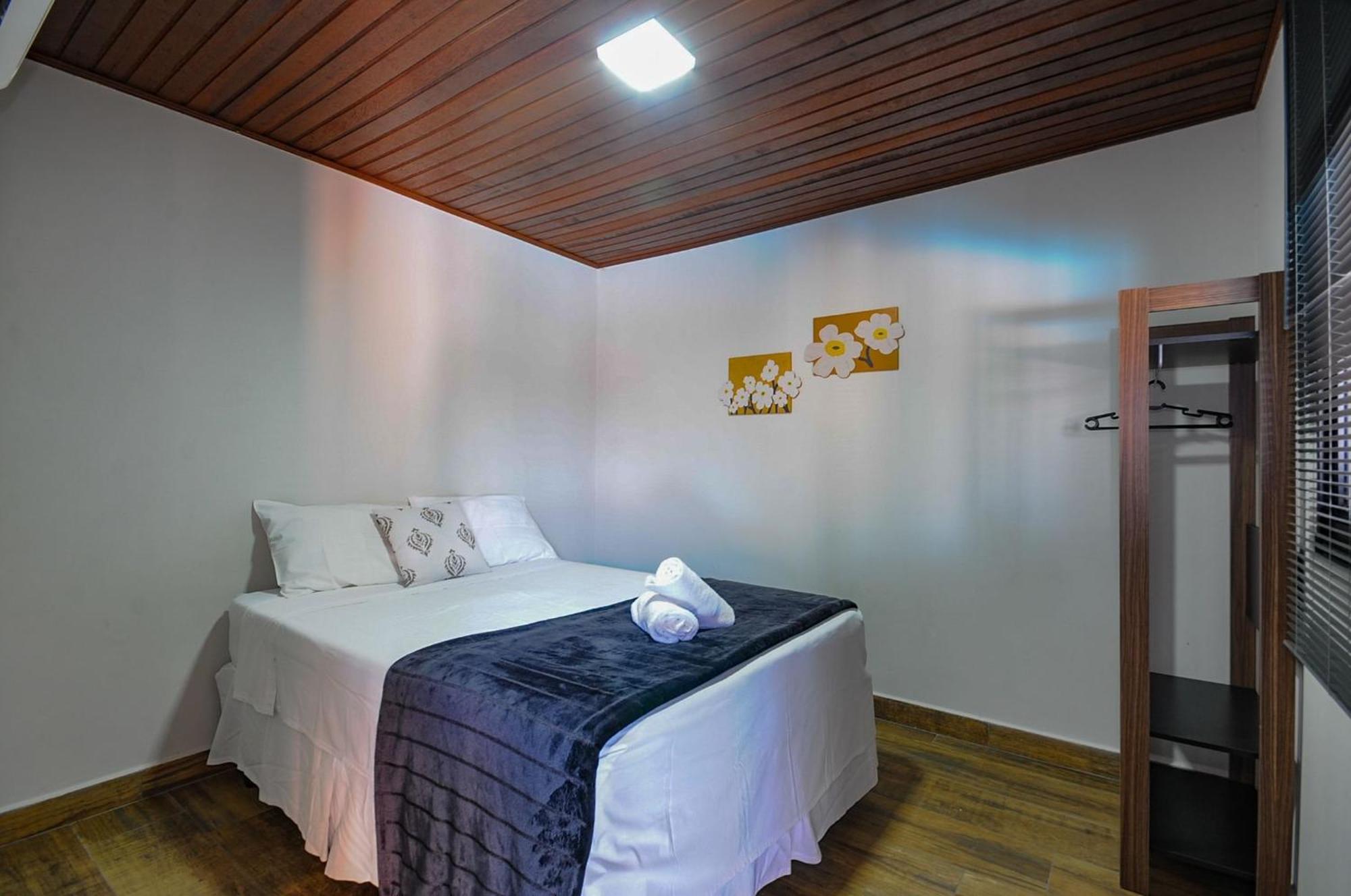 12 Hospedes - Piscina Agua Salgada E Area Gourmet Фос-ду-Іґуасу Екстер'єр фото
