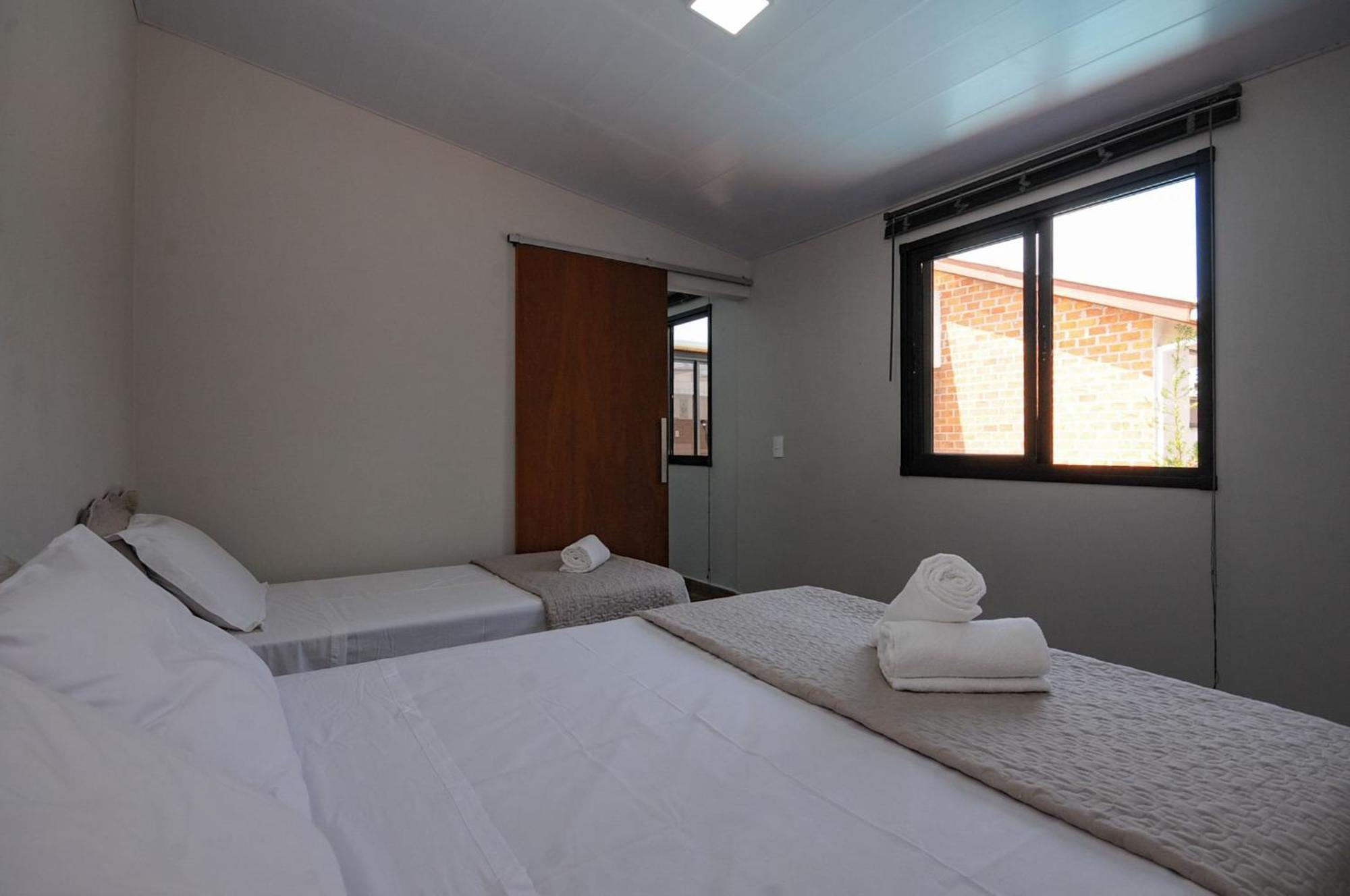 12 Hospedes - Piscina Agua Salgada E Area Gourmet Фос-ду-Іґуасу Екстер'єр фото